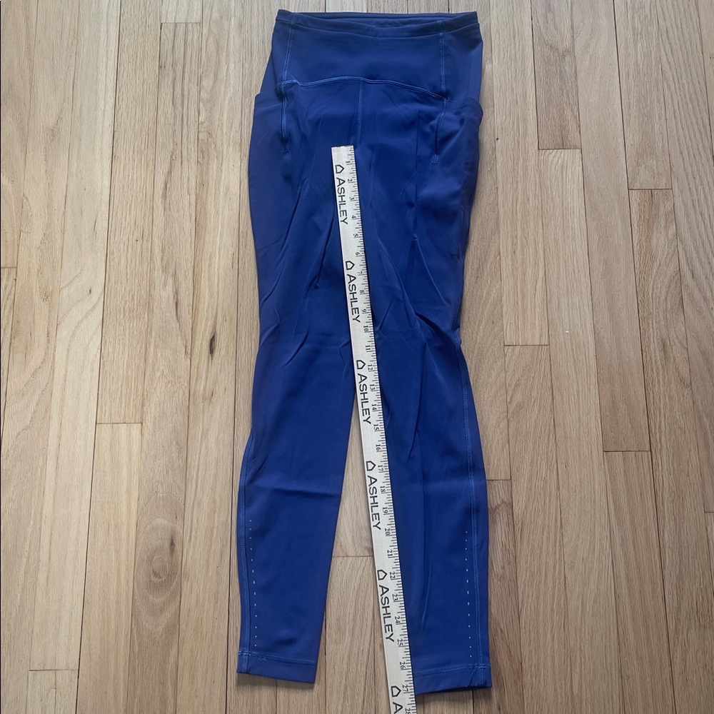 Lululemon Blue High-Waisted Leggings size 2 - Picture 9 of 11